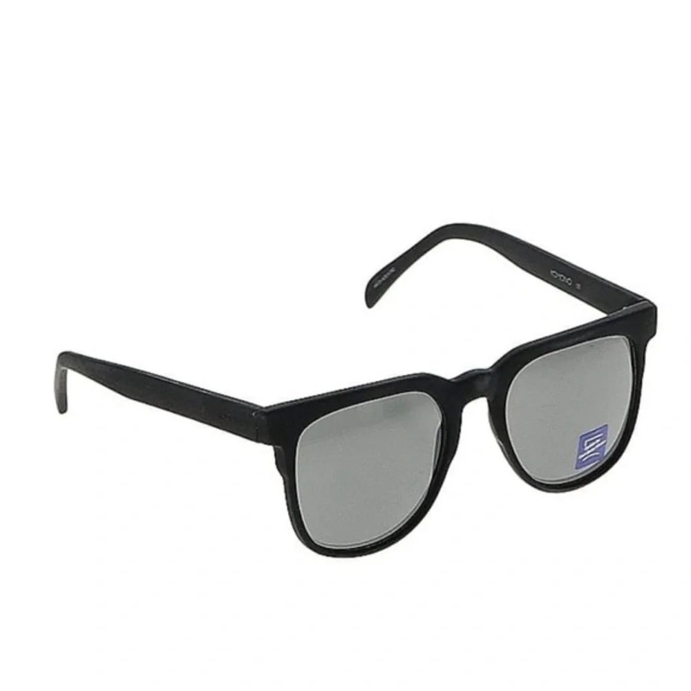 KOMONO sunglasses NEW Riviera CZ Black Rubber Square